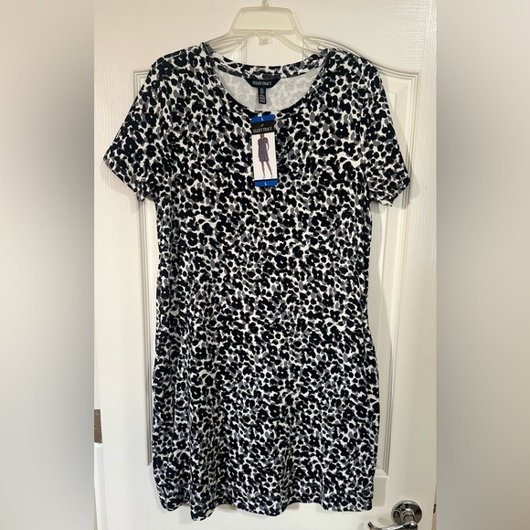 NWT Ellen Tracy Knit Animal‎ Print Loungewear Dress Pockets Black White Large. - Picture 1 of 6